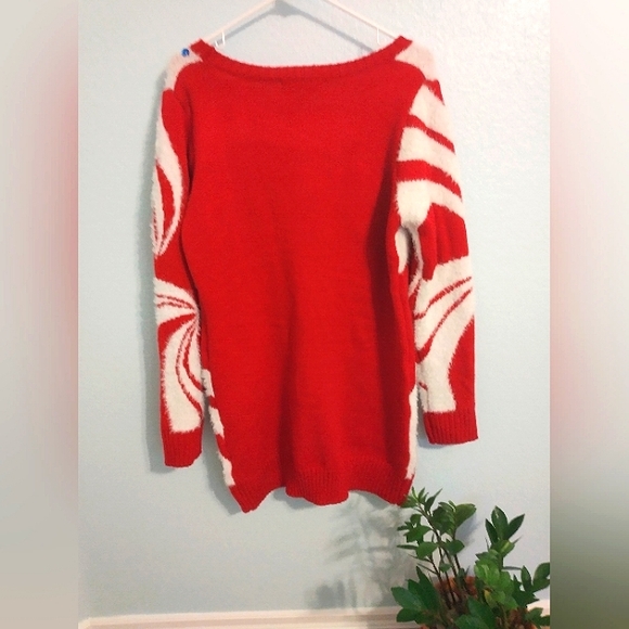 NWT Christmas Scoop Neck Sweater Tunic with Gingerbread Man and Peppermi… - Picture 2 of 9